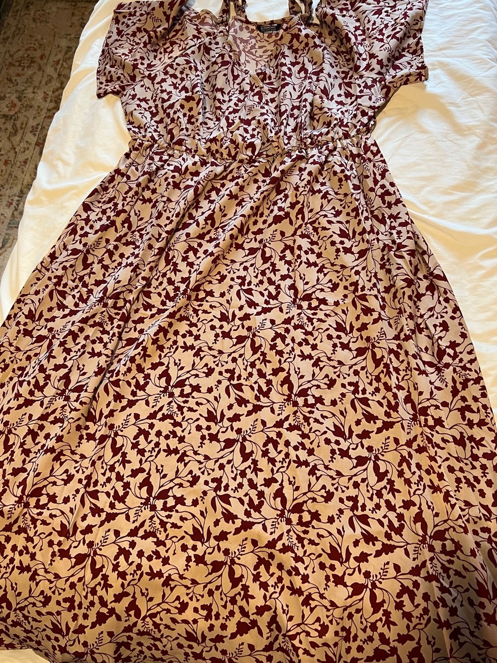 Ditsy Floral Cold Shoulder Pocket Wrap Flutter Dress